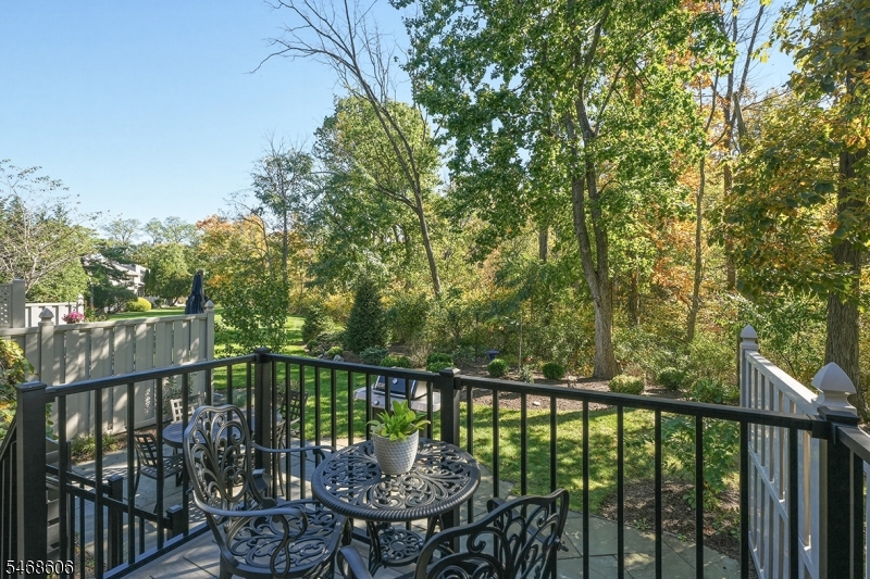 32 Roberts Circle Bernards NJ 07920