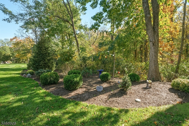 32 Roberts Circle Bernards NJ 07920