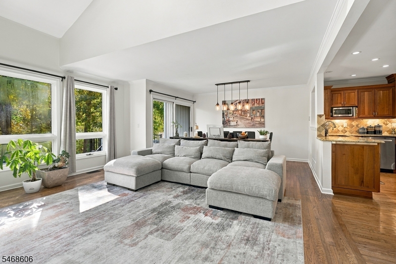 32 Roberts Circle Bernards NJ 07920