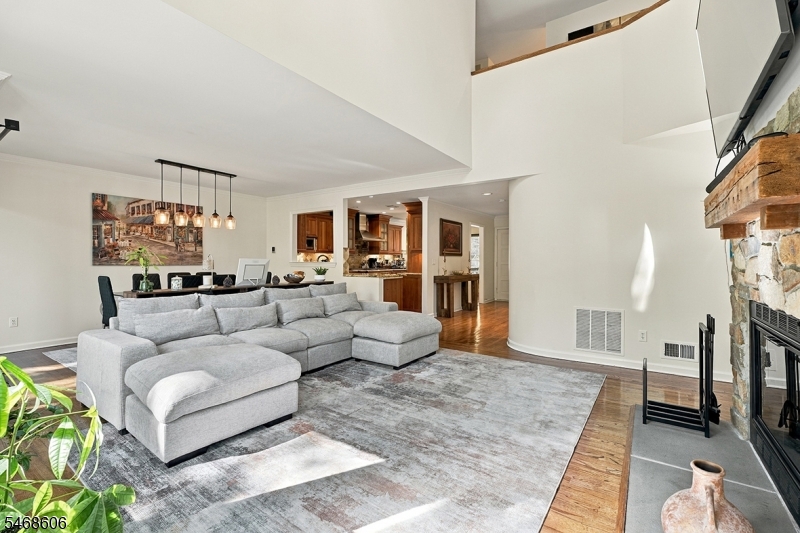 32 Roberts Circle Bernards NJ 07920