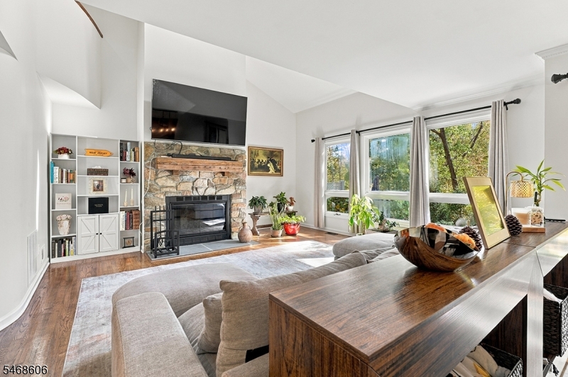 32 Roberts Circle Bernards NJ 07920