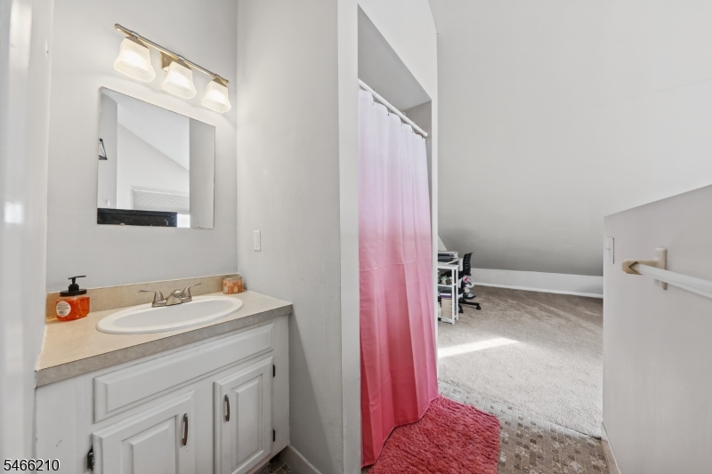 1 Red Lodge Dr, Unit 6 Vernon NJ 07462
