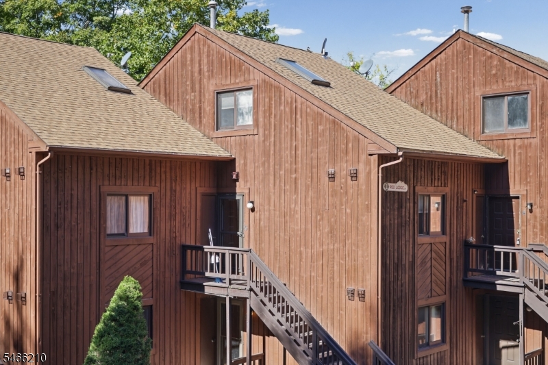 1 Red Lodge Dr, Unit 6 Vernon NJ 07462