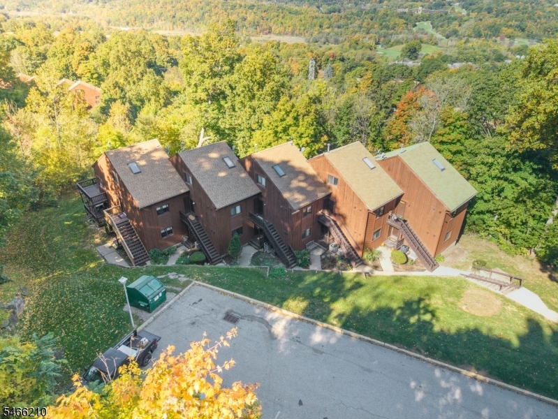 1 Red Lodge Dr, Unit 6 Vernon NJ 07462