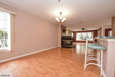 11 Collura Lane Clifton NJ 07012