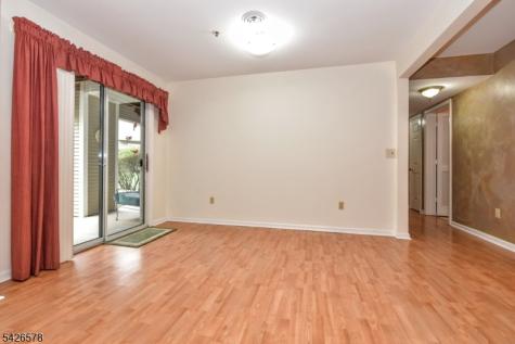 11 Collura Lane Clifton NJ 07012