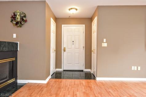 11 Collura Lane Clifton NJ 07012