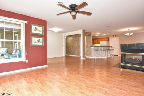 11 Collura Lane Clifton NJ 07012