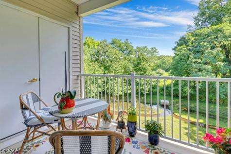 905 Brook Hollow Drive Hanover NJ 07981