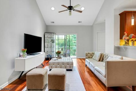 905 Brook Hollow Drive Hanover NJ 07981