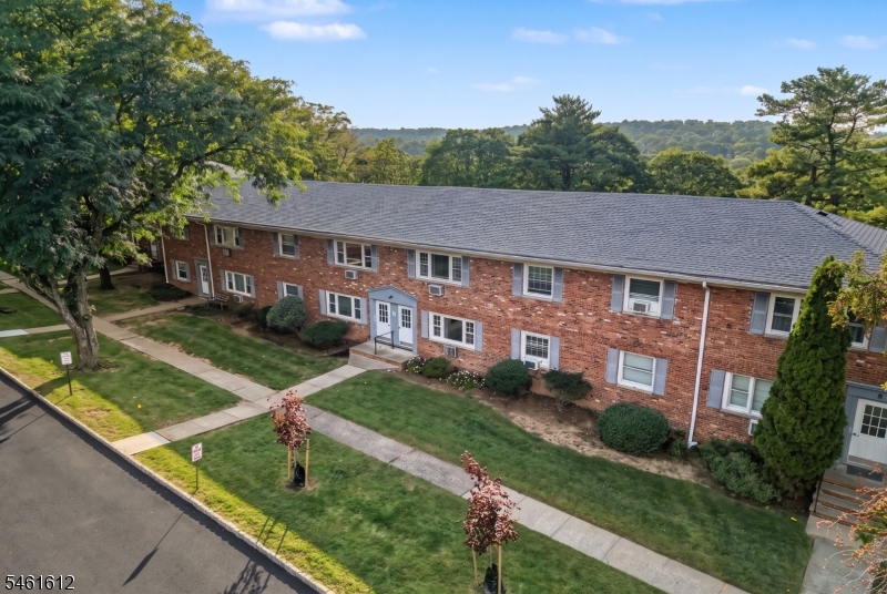 39 Wedgewood Drive Verona NJ 07044