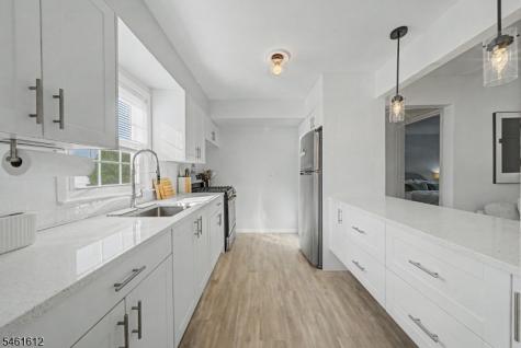 39 Wedgewood Drive Verona NJ 07044