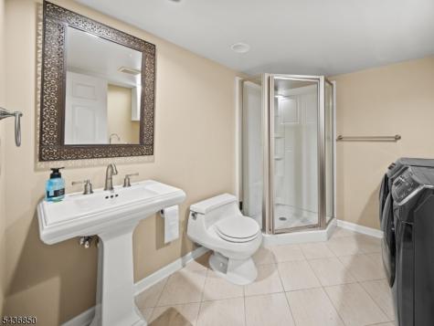 167 Raymound Boulevard Parsippany-troy Hills NJ 07054