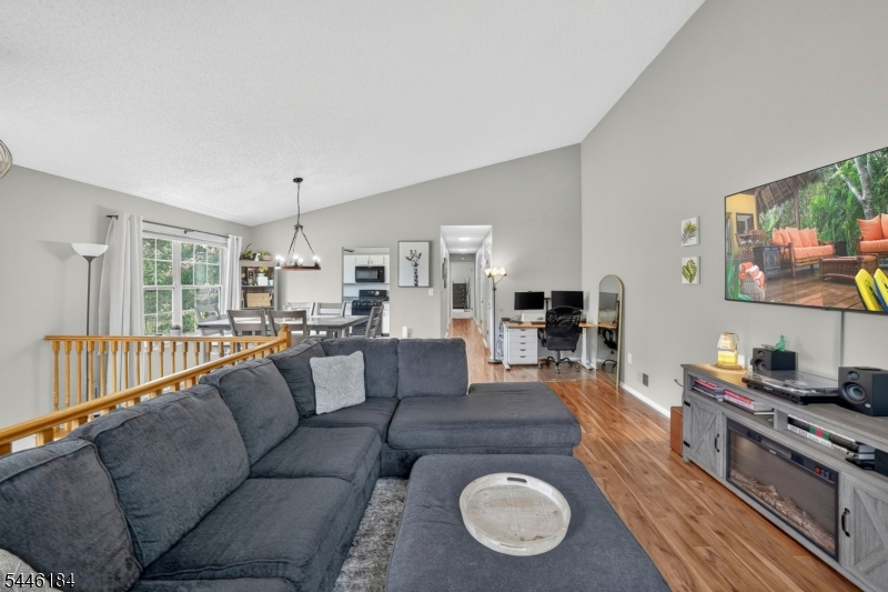 161 Gregory Lane Franklin NJ 08823