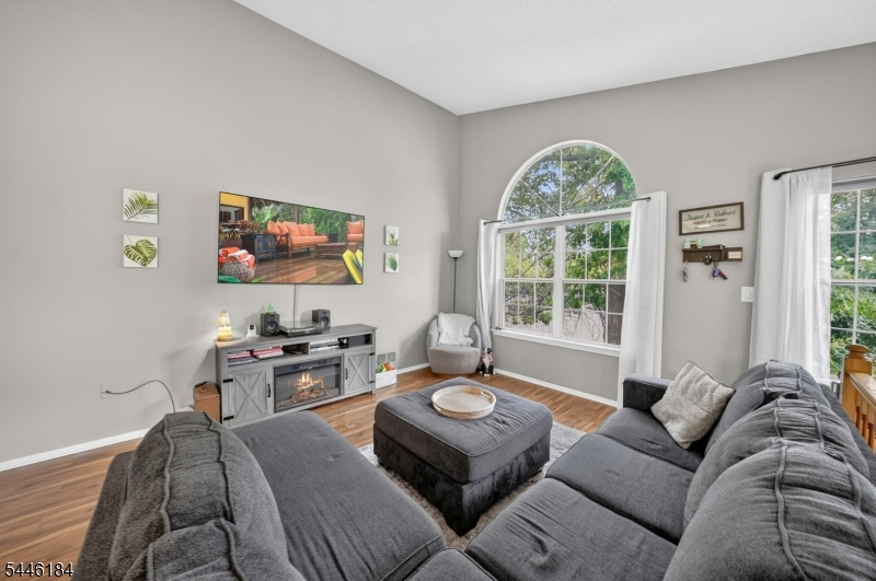 161 Gregory Lane Franklin NJ 08823