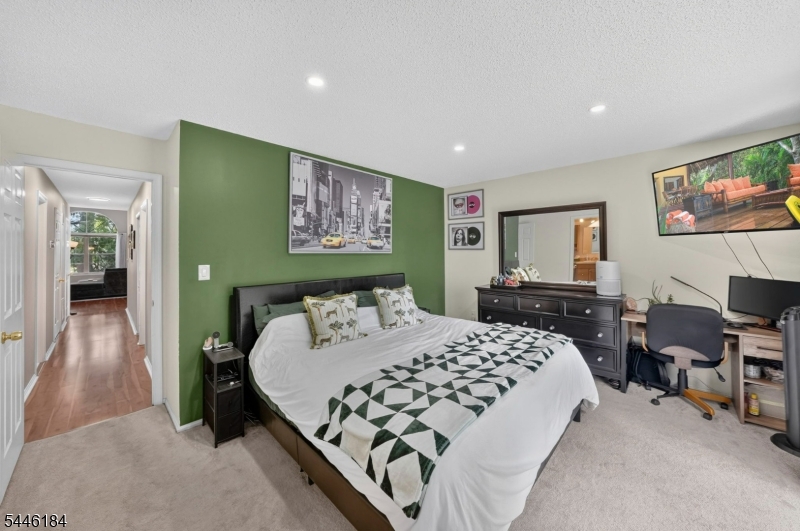161 Gregory Lane Franklin NJ 08823