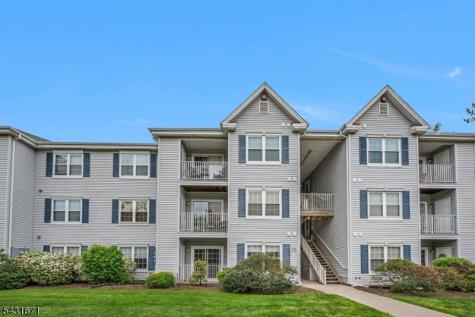 213 Stratford Place Bridgewater NJ 08805