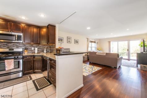 41 Gettysburg Way Lincoln Park NJ 07035