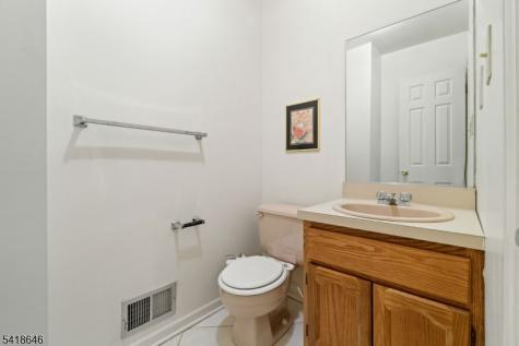 5 Lily Court Edison NJ 08820