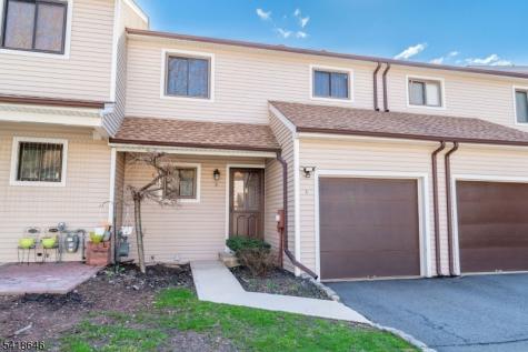 5 Lily Court Edison NJ 08820