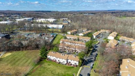 5 Lily Court Edison NJ 08820