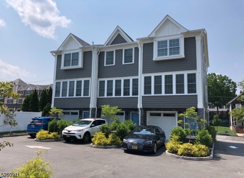112 Cacciola Place Westfield NJ 07090