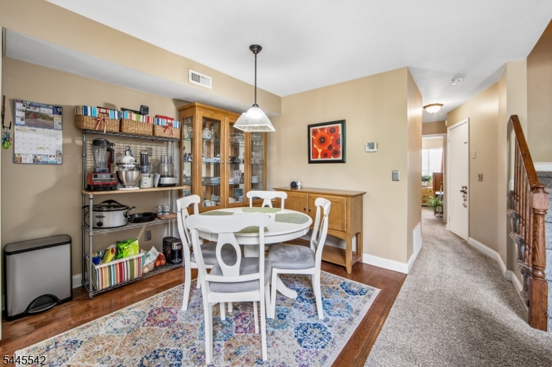 92 Ashley Court Bedminster NJ 07921