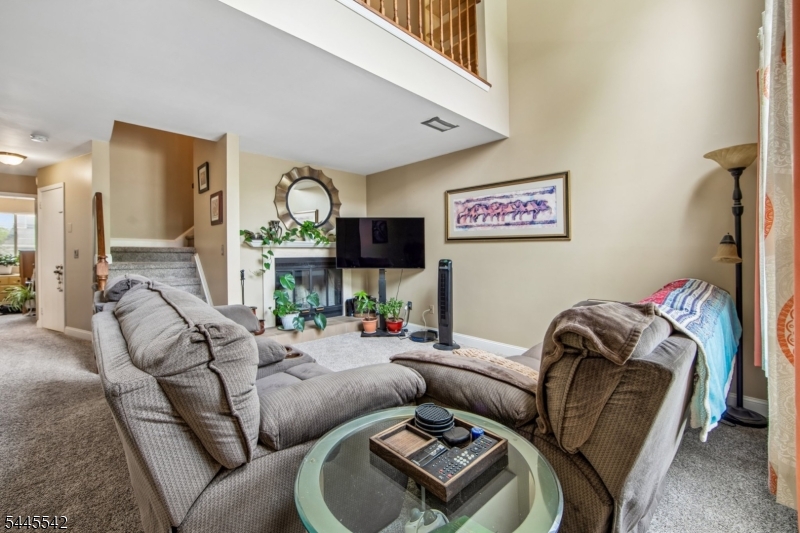 92 Ashley Court Bedminster NJ 07921