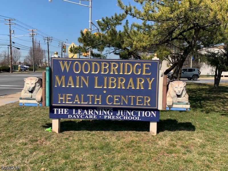 296 Alpine Way Woodbridge NJ 07095