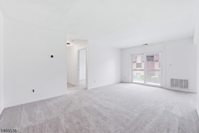 296 Alpine Way Woodbridge NJ 07095