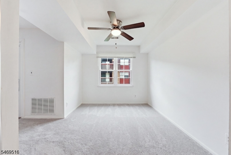 296 Alpine Way Woodbridge NJ 07095