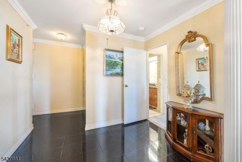 200 Winston Dr-c0109 Cliffside Park NJ 07010