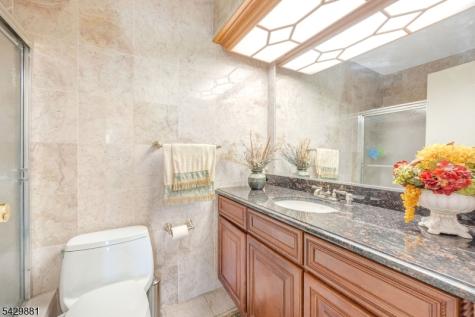 200 Winston Dr-c0109 Cliffside Park NJ 07010