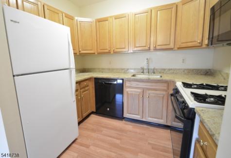 37 Park Edge Berkeley Heights NJ 07922