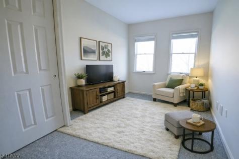 37 Park Edge Berkeley Heights NJ 07922