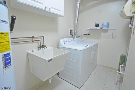 37 Park Edge Berkeley Heights NJ 07922