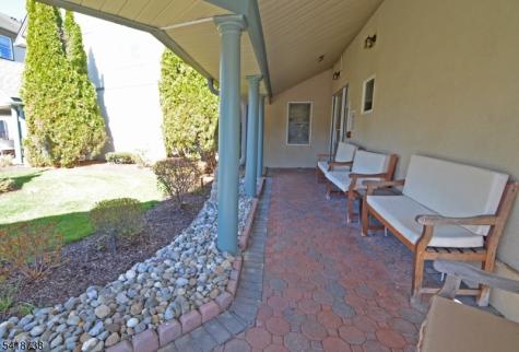 37 Park Edge Berkeley Heights NJ 07922