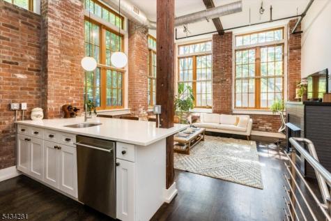 25 Clark Street Glen Ridge Boro NJ 07028