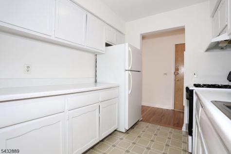 565 Grove Street Clifton NJ 07013