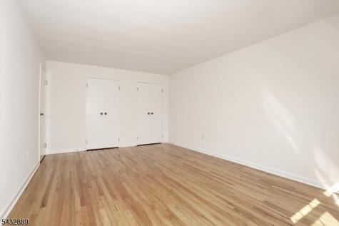 565 Grove Street Clifton NJ 07013