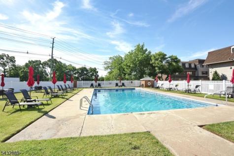 565 Grove Street Clifton NJ 07013