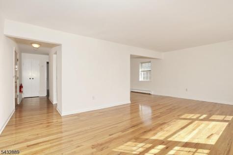 565 Grove Street Clifton NJ 07013