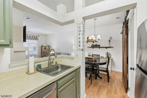 15 Wescott Road Bedminster NJ 07921