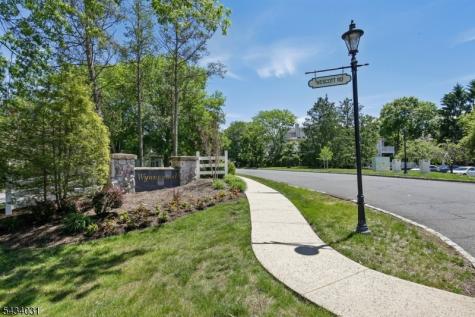 15 Wescott Road Bedminster NJ 07921