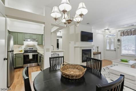 15 Wescott Road Bedminster NJ 07921