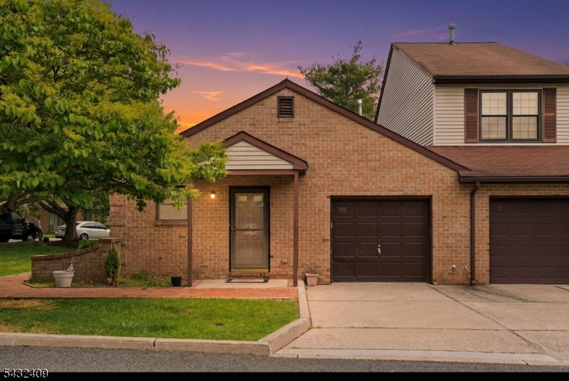 10 Daniel Court Lebanon NJ 08833