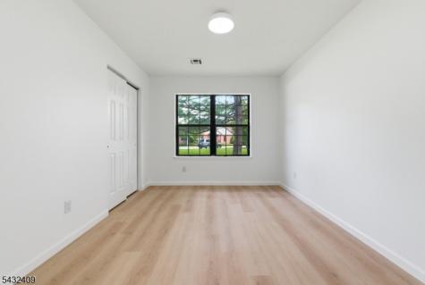 10 Daniel Court Lebanon NJ 08833