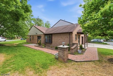 10 Daniel Court Lebanon NJ 08833