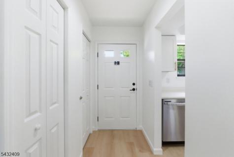 10 Daniel Court Lebanon NJ 08833