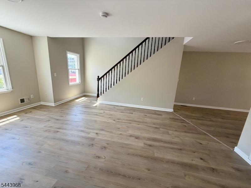 16 E Kinney Street Newark NJ 07102